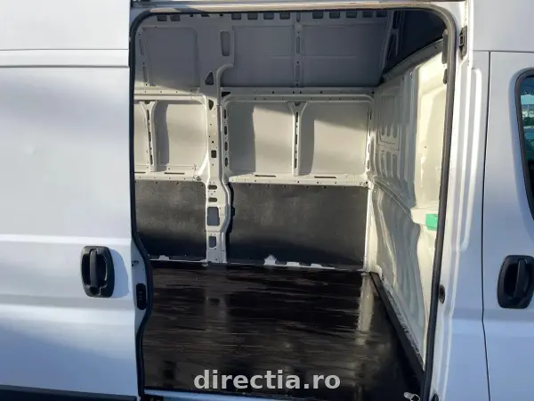 Poza anunț 9