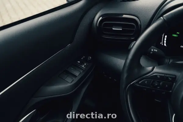 Poza anunț 12