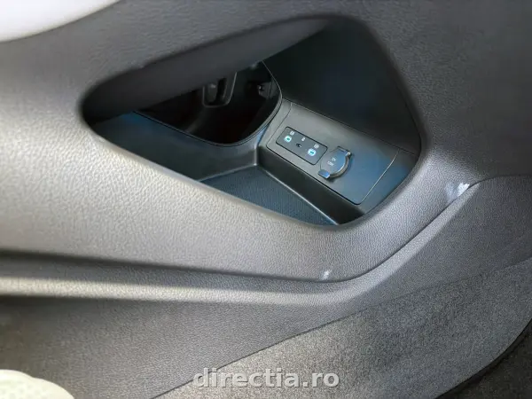 Poza anunț 24