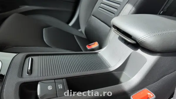 Poza anunț 25