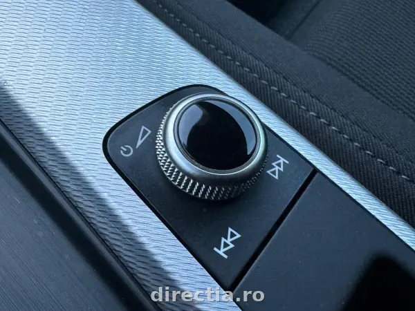 Poza anunț 35