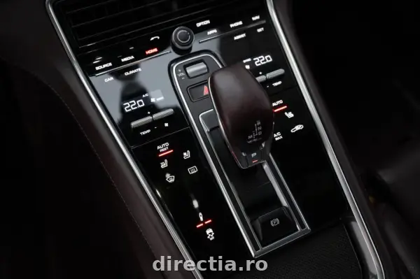Poza anunț 11