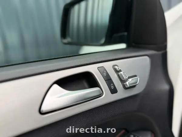 Poza anunț 36