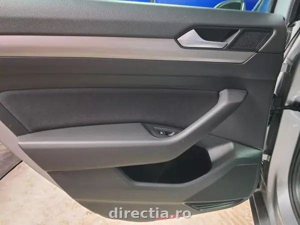Poza anunț 25