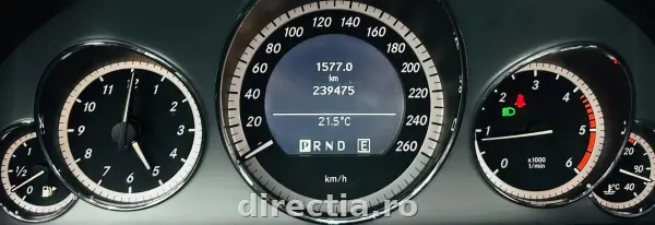 Poza anunț 25