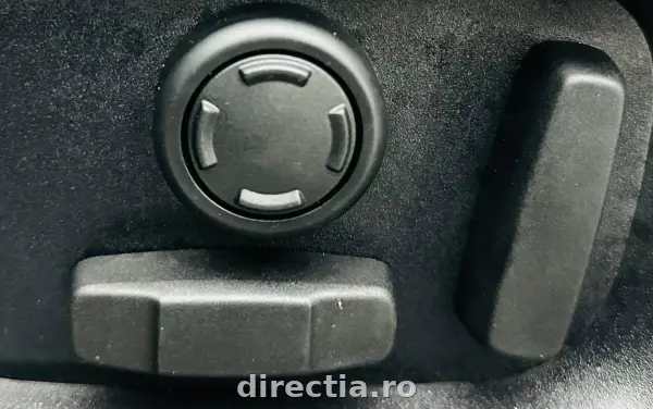 Poza anunț 12