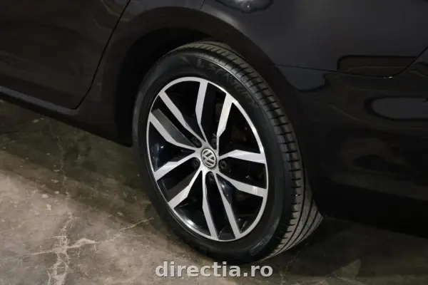 Poza anunț 32