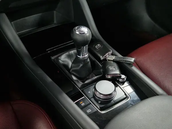 Poza anunț 32