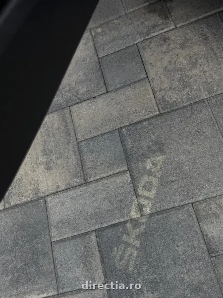 Poza anunț 23