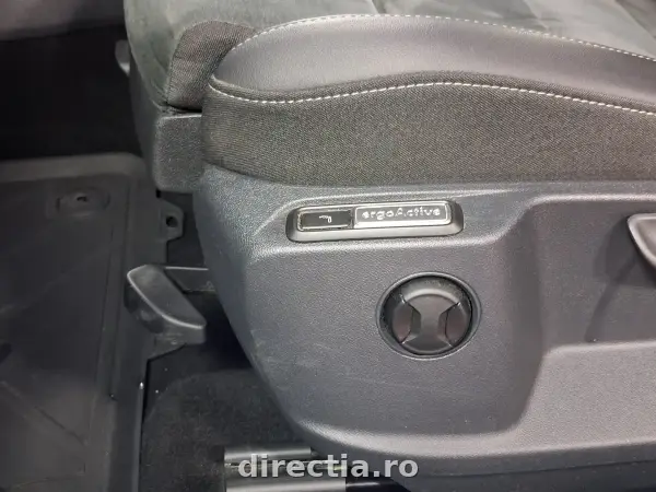 Poza anunț 14