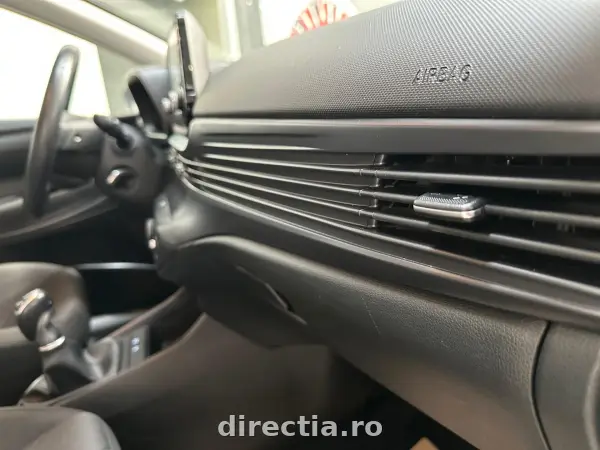 Poza anunț 32