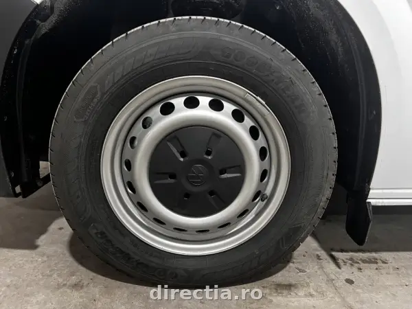 Poza anunț 23