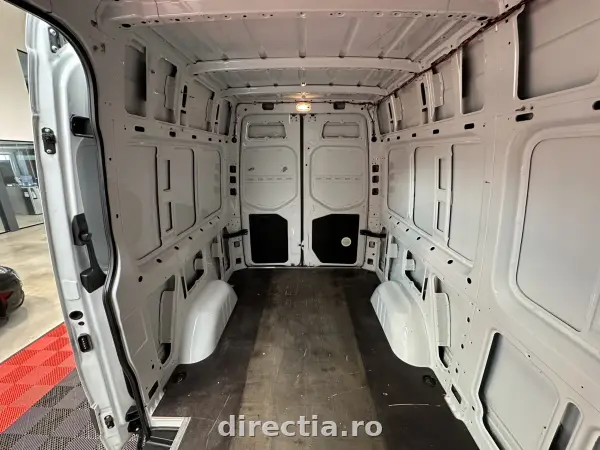 Poza anunț 38