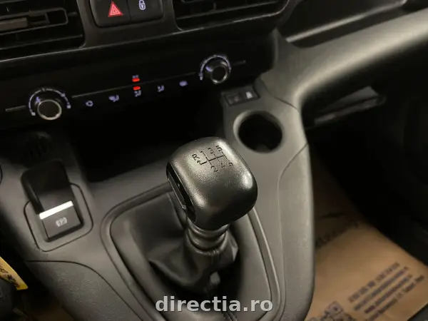 Poza anunț 16