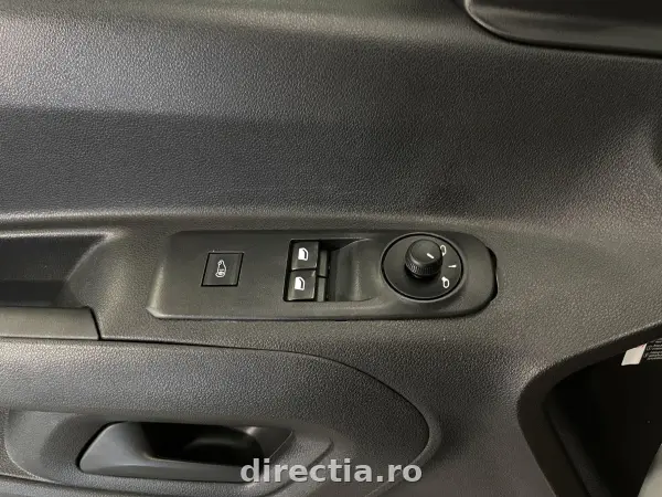Poza anunț 13