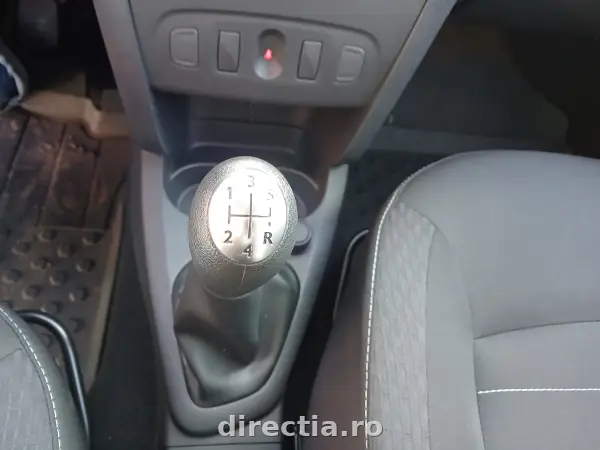 Poza anunț 14