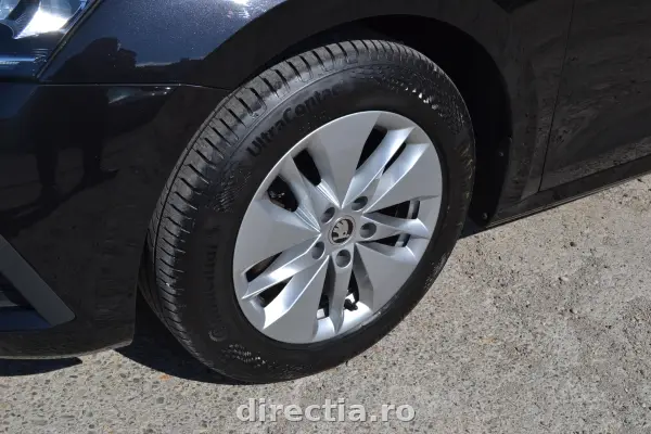 Poza anunț 37