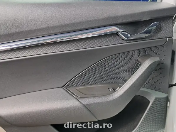 Poza anunț 32