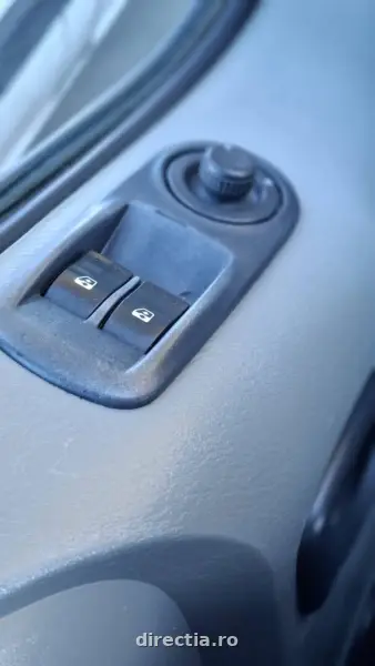 Poza anunț 13