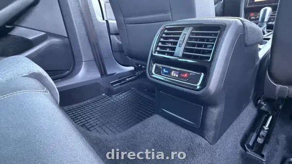 Poza anunț 11