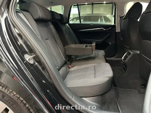 Poza anunț 28