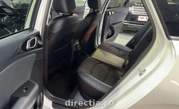 Poza anunț 14