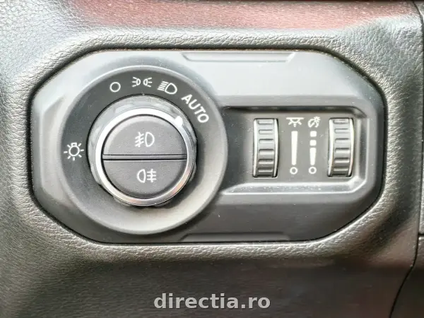 Poza anunț 26
