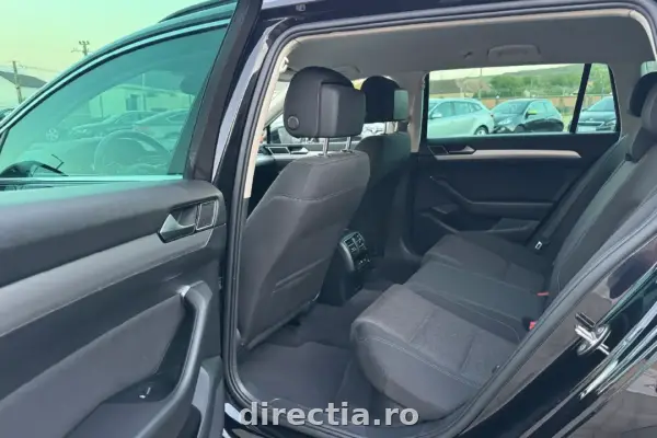 Poza anunț 12