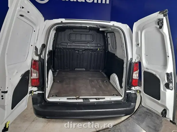 Poza anunț 23
