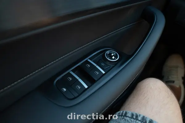 Poza anunț 18