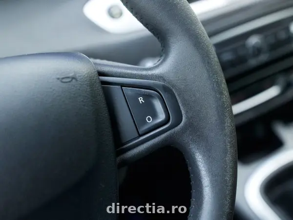 Poza anunț 14