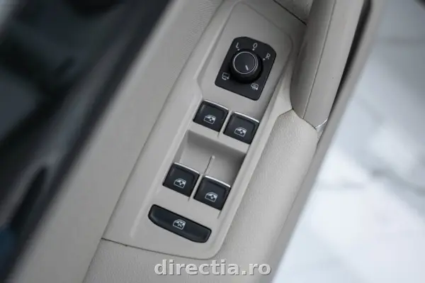 Poza anunț 15