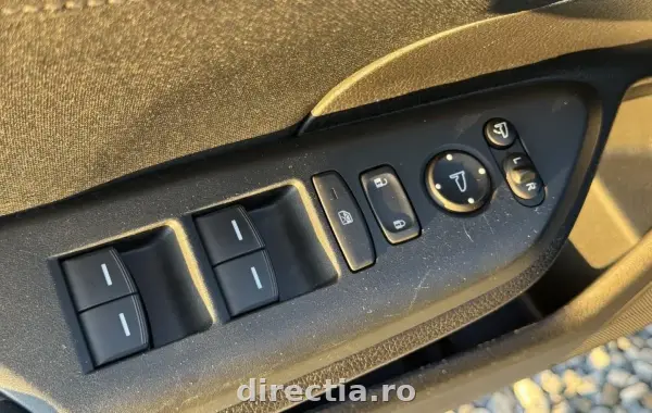 Poza anunț 12