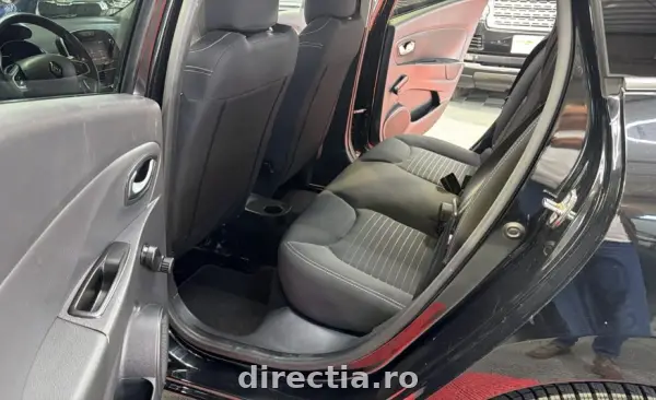 Poza anunț 12