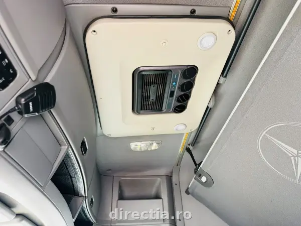 Poza anunț 18