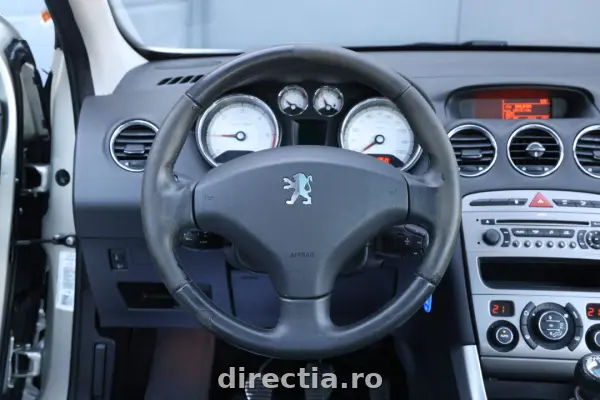 Poza anunț 25