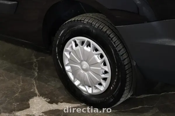 Poza anunț 27