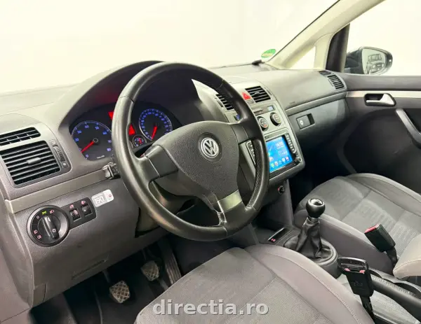 Poza anunț 12