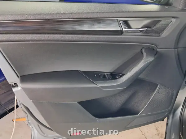 Poza anunț 10