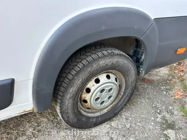 Poza anunț 17