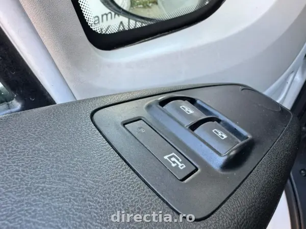 Poza anunț 25