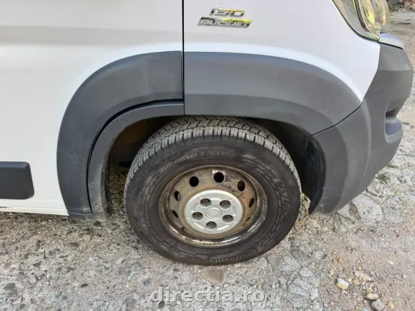 Poza anunț 18