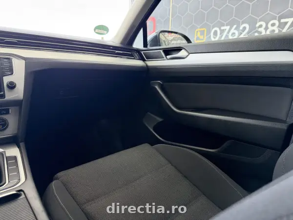Poza anunț 12