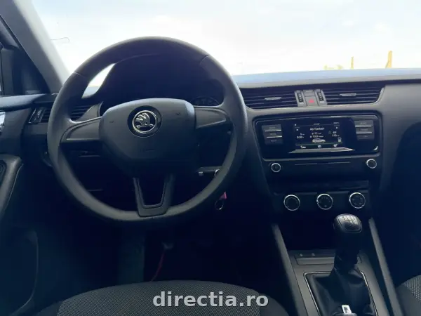 Poza anunț 11