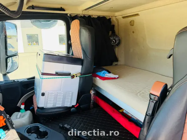Poza anunț 14