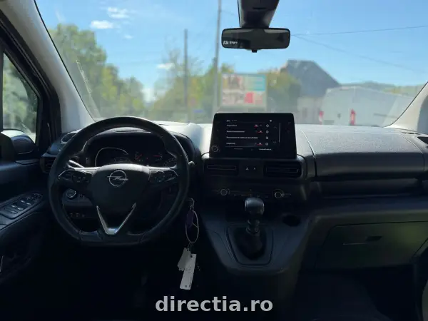 Poza anunț 12