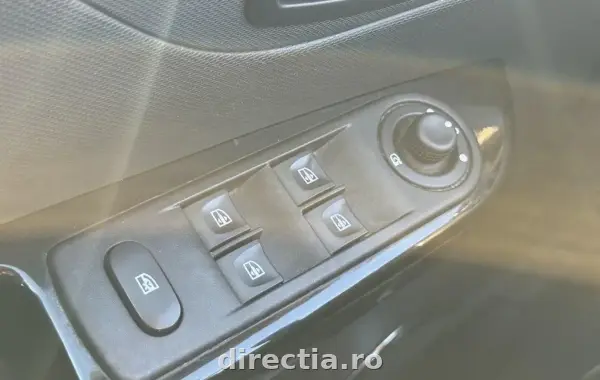 Poza anunț 13