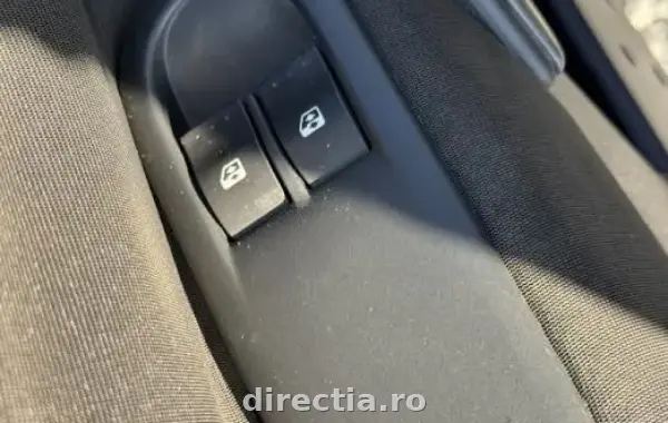 Poza anunț 12
