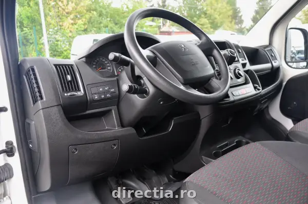 Poza anunț 11