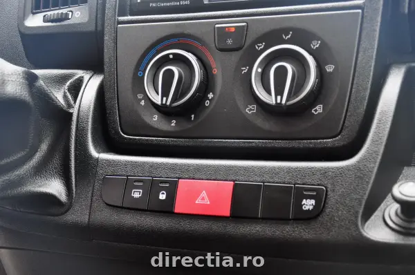 Poza anunț 14